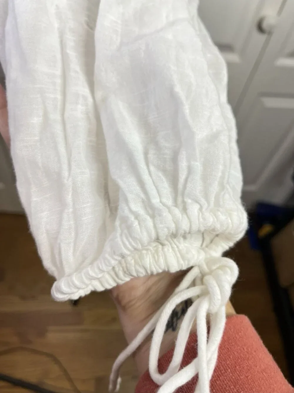 Zara Lace Eyelet Sz XS Embroider Crop Boho Cottagecore Openwork Deep V Tie Cuff